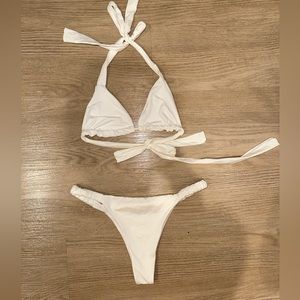 White Frankie’s Bikinis Set